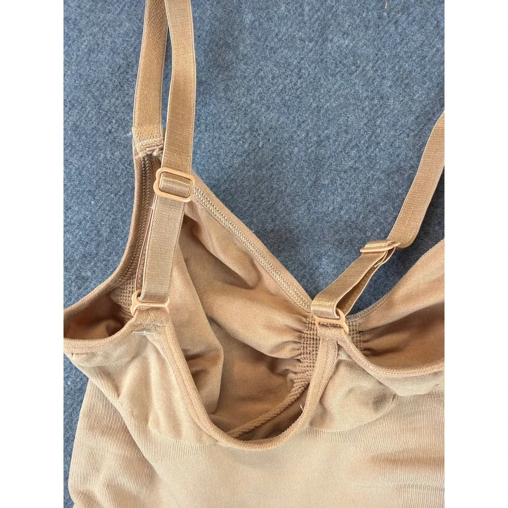 SKIMS Shapewear Bodysuit Women L/XL Tan Seamless Sculpting‎ Mid-Thigh Bodysuit